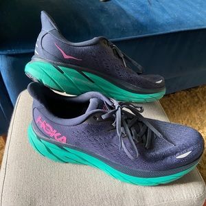 Hoka Clifton 8 running shoes dark blue